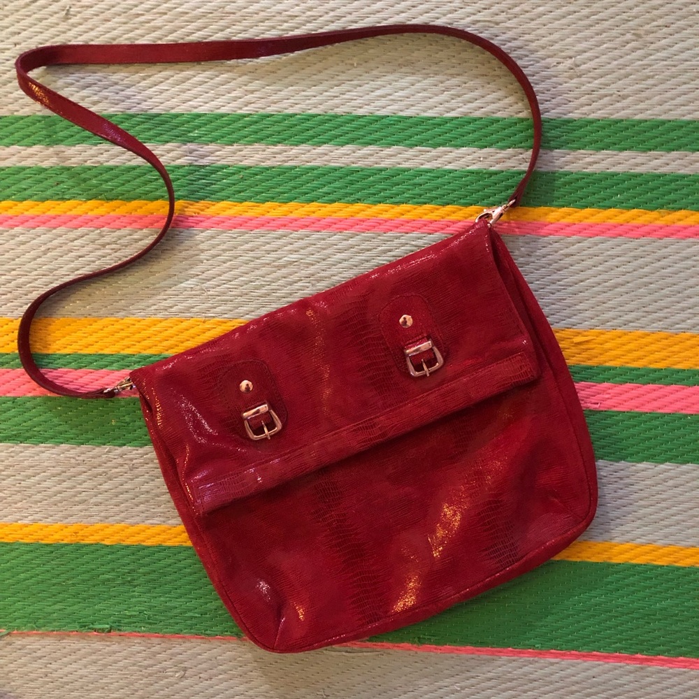 Burgundy leather crossbody bag
